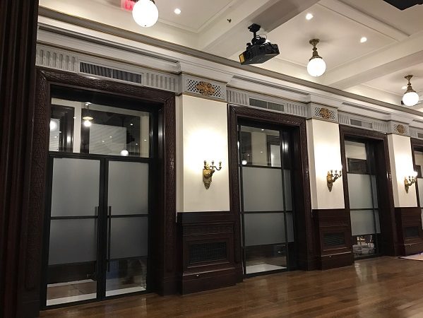 New-York-Stock-Excange-02-599x450